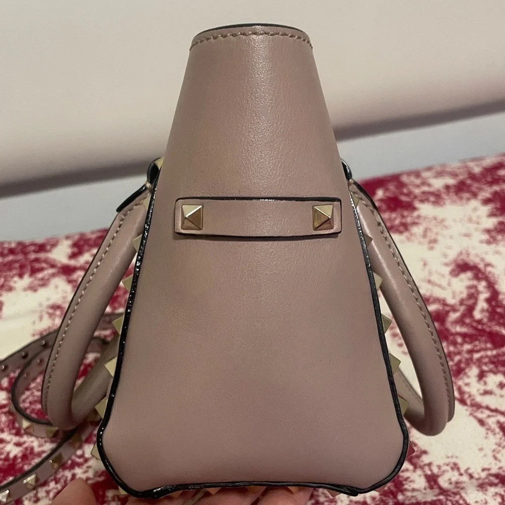 Valentino Garavani Studded Taupe Crossbody Bag - Picture 7 of 14